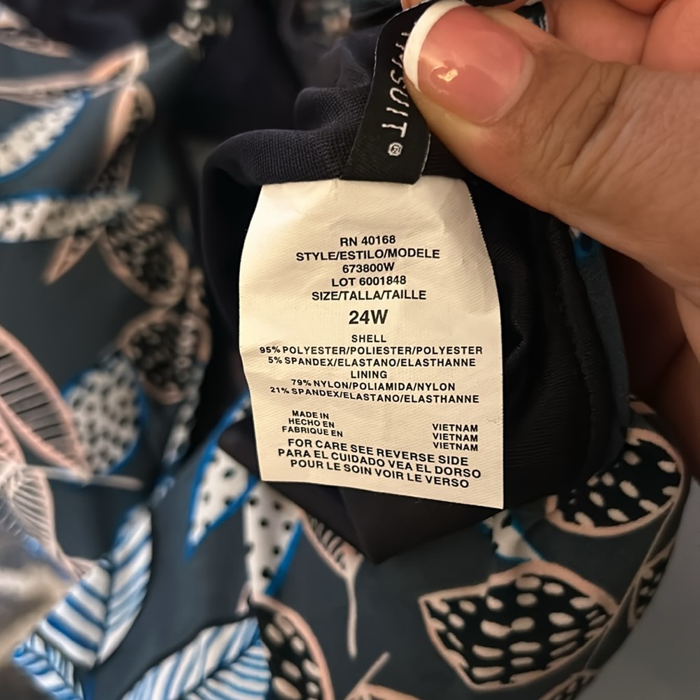 New Dreamsuit swim top - Picture 9 of 9